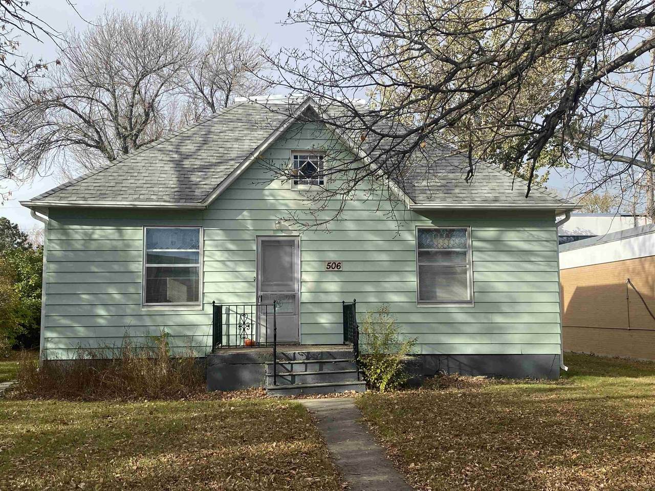 506 Main St - Photo 1