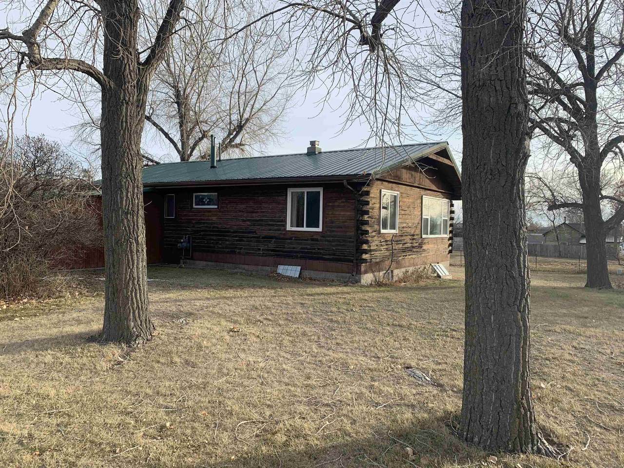 424 Winther St - Photo 1