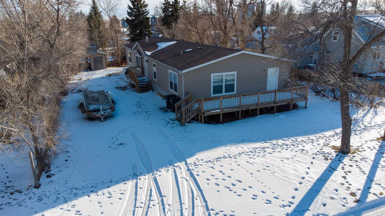 215 5th St - Photo 1