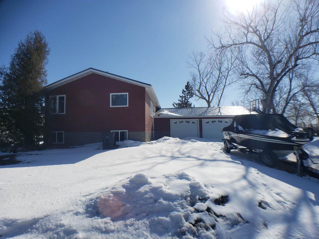 654 1st Ave - Photo 1