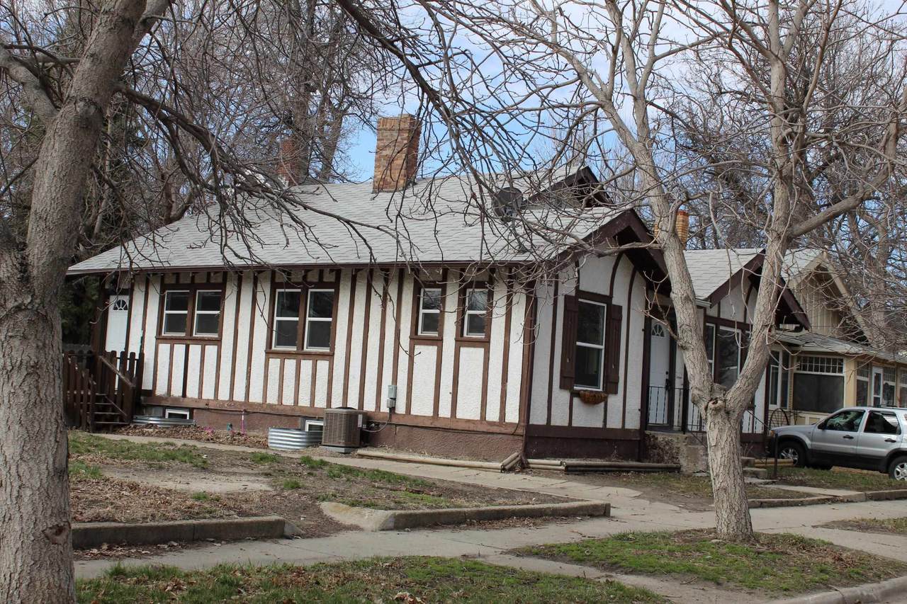 704 1st Ave - Photo 1