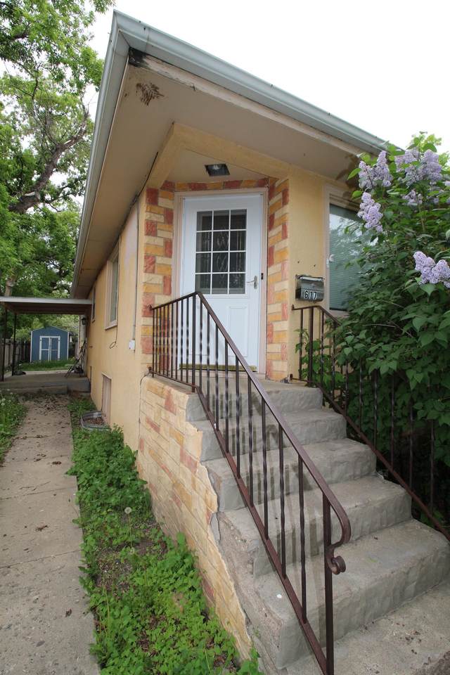 617 11th Street - Photo 1
