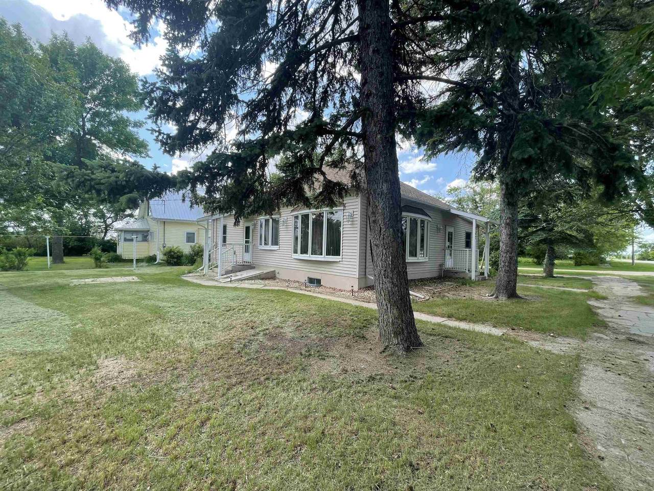 202 First St. - Photo 1