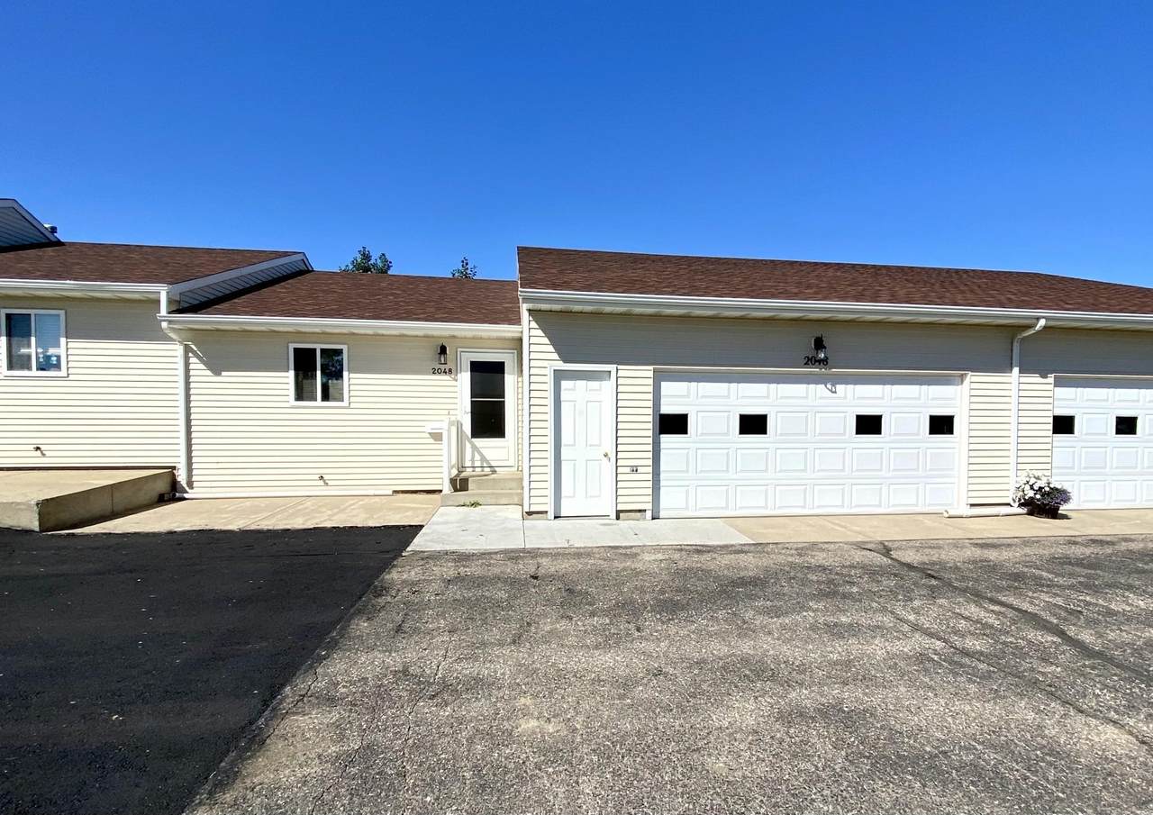 2048 13th St - Photo 1