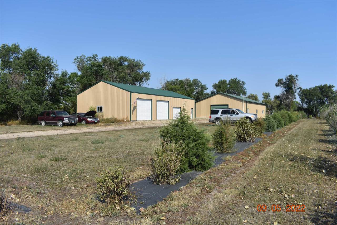 2139 12th St - Photo 1