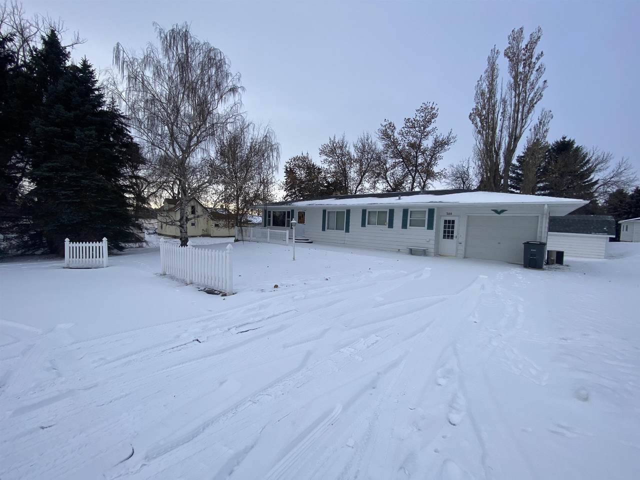 309 D Ave - Photo 1