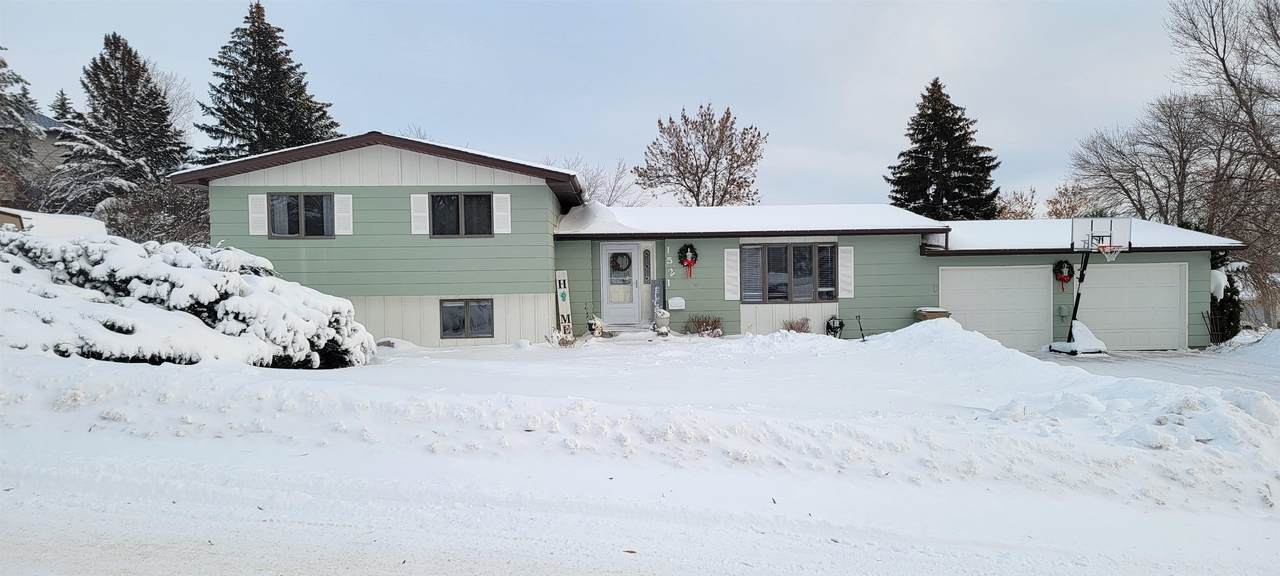 1521 18th Ave. - Photo 1