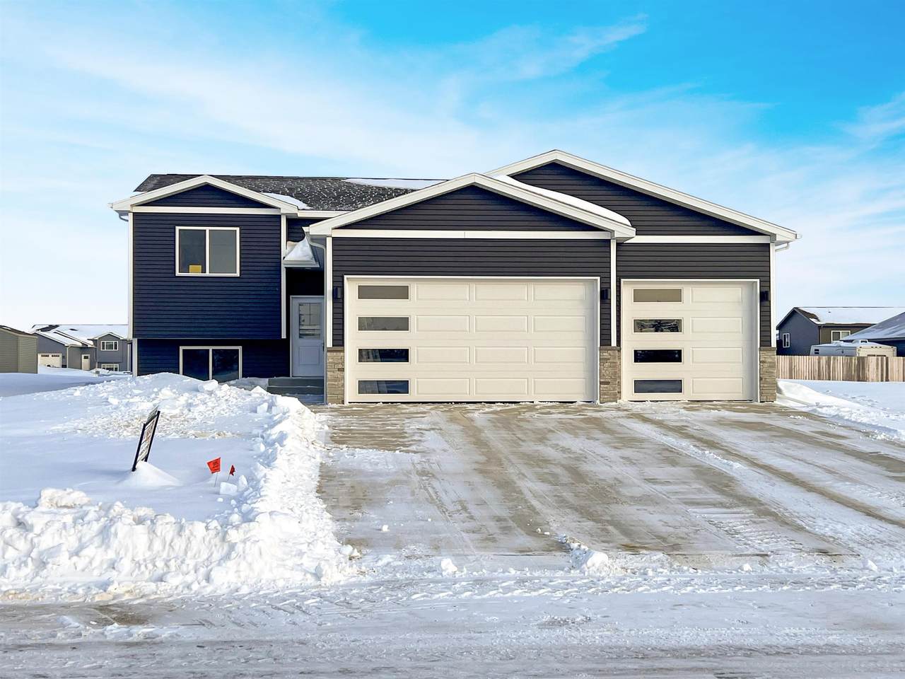 323 7th Ave. - Photo 1