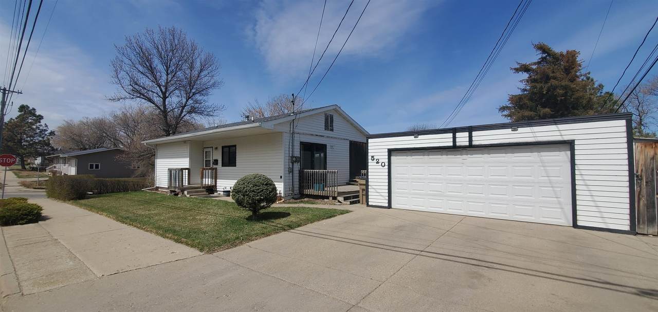 520 5th Ave - Photo 1