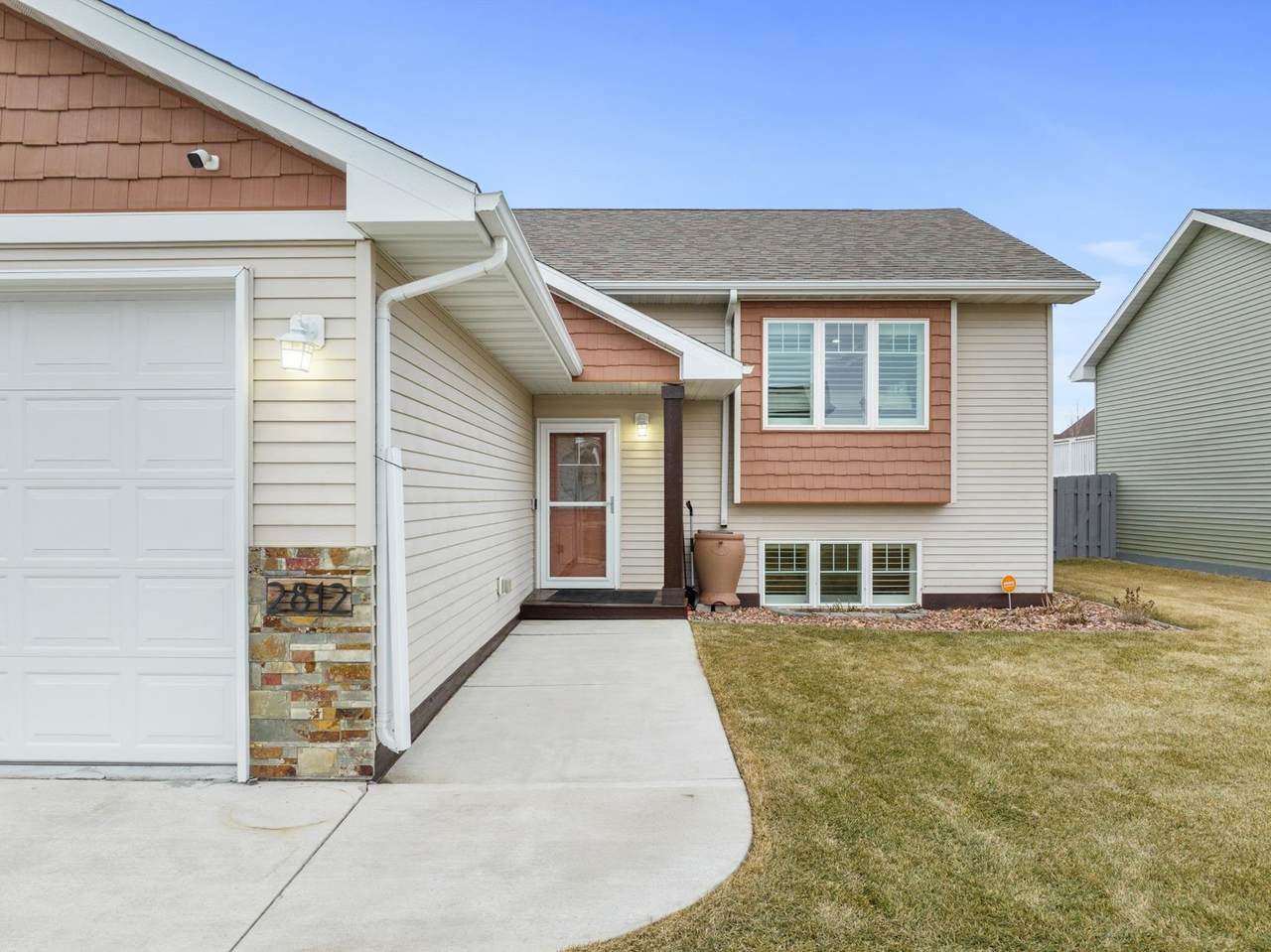 2812 Grey Eagle Pass, Minot, ND 58703 (MLS 241155) Signal Realty