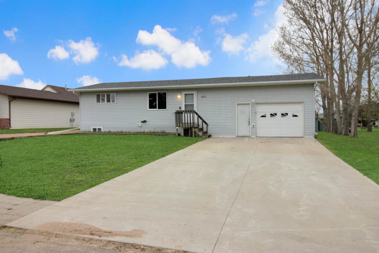 1012 37th Street - Photo 1
