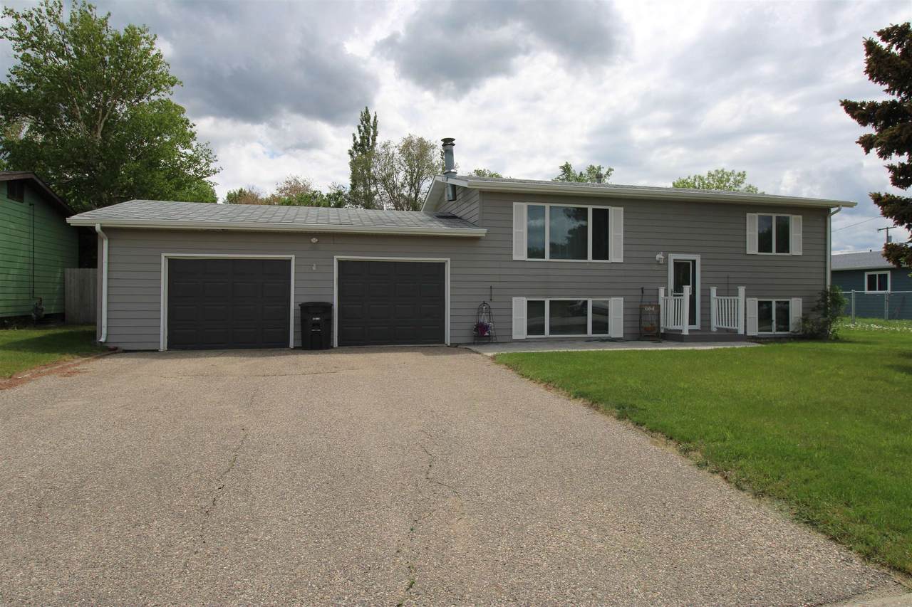 403 4th St - Photo 1