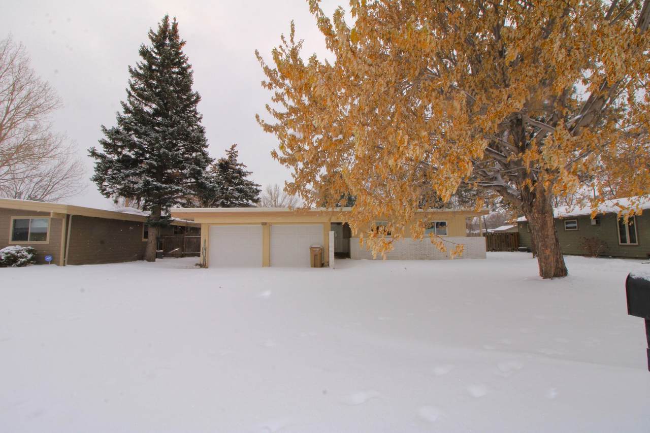 10 Fair Way - Photo 1