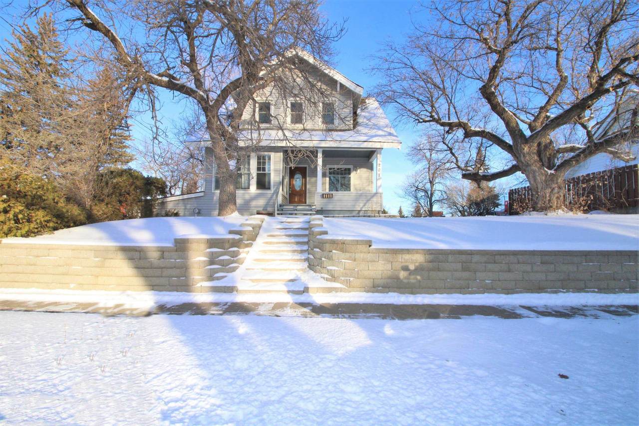 201 8th Ave - Photo 1