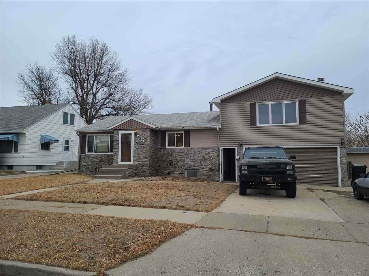 2116 3rd Ave - Photo 1