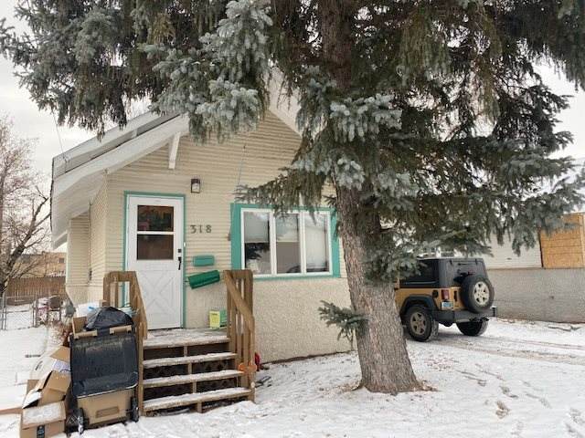 318 6th Ave - Photo 1