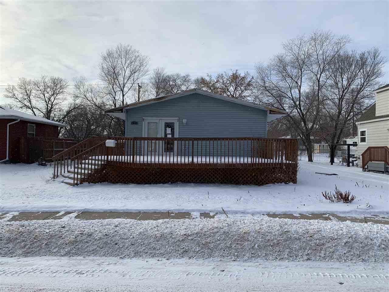 439 17th St - Photo 1