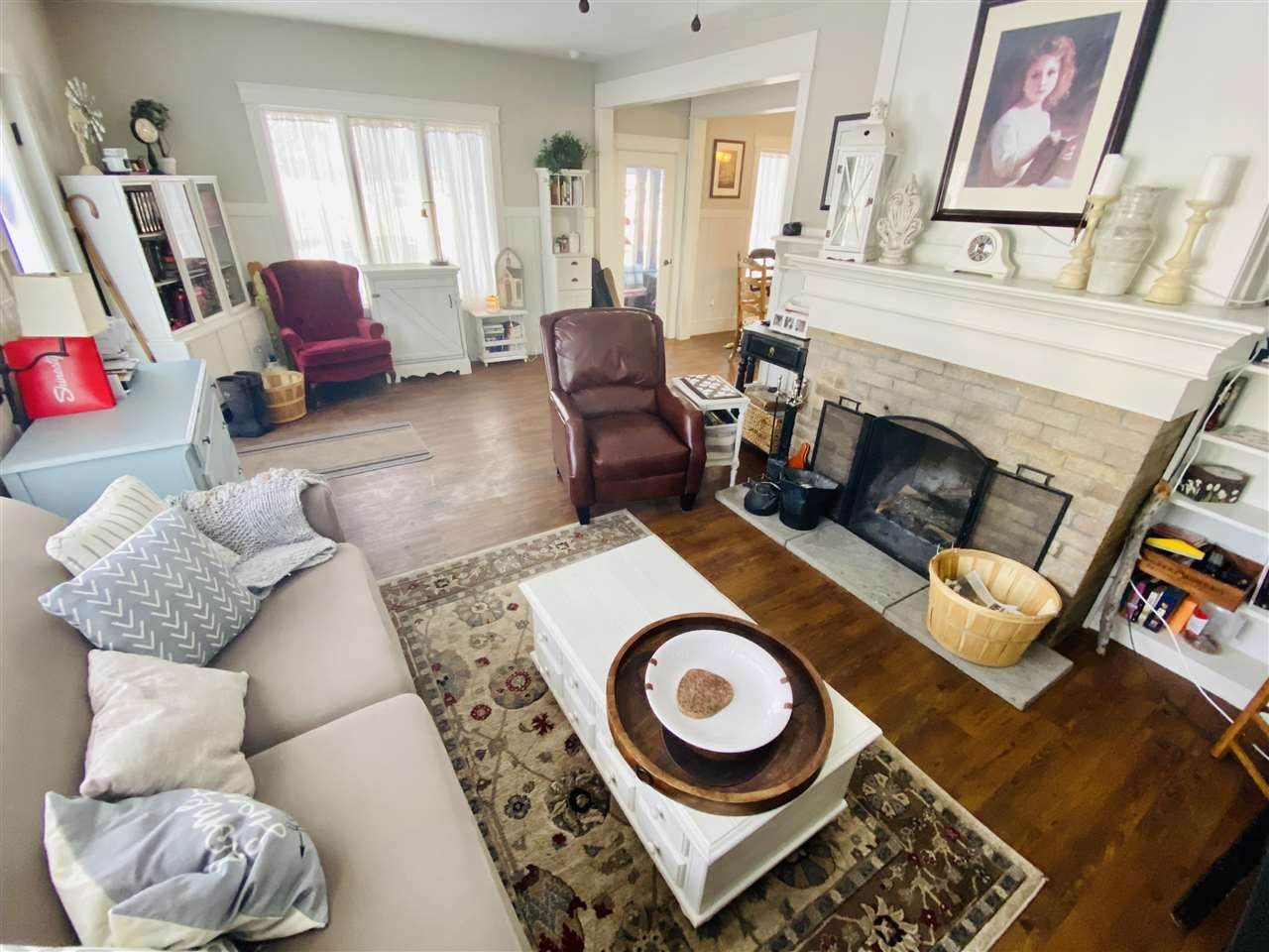 201 9th St - Photo 1