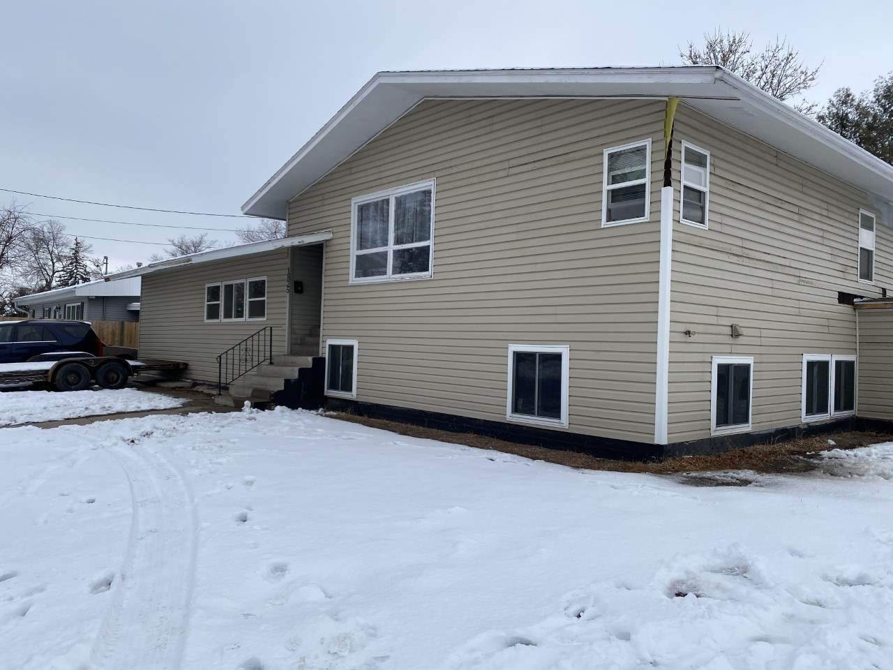 1825 8th Ave - Photo 1