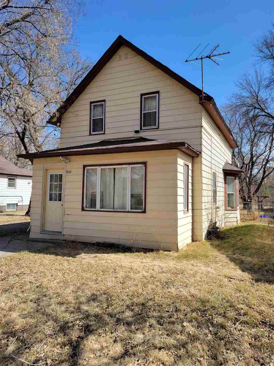 522 10TH ST - Photo 1