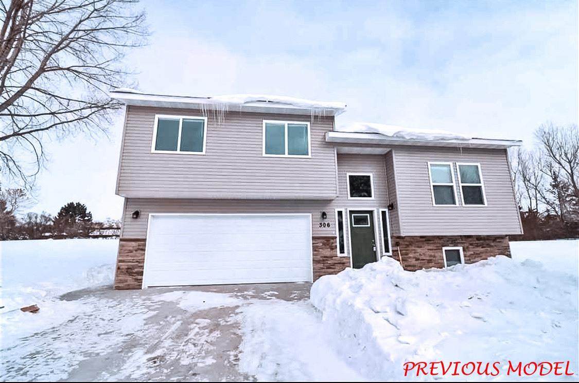 3216 14th St - Photo 1