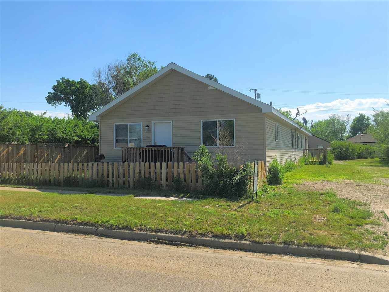 104 4TH ST - Photo 1