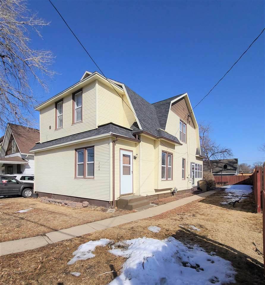 504 1st Street - Photo 1