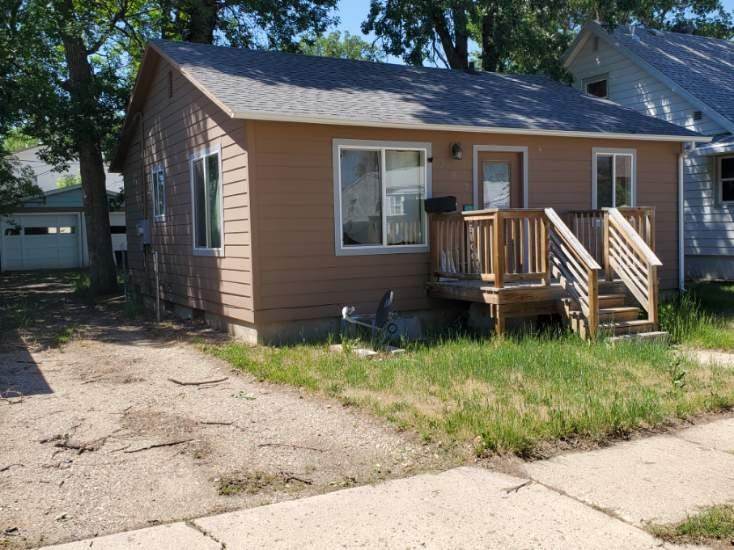202 17th St - Photo 1