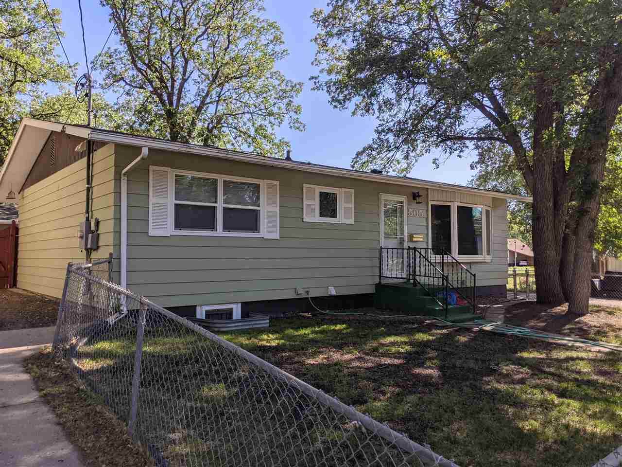 505 4TH AVE - Photo 1