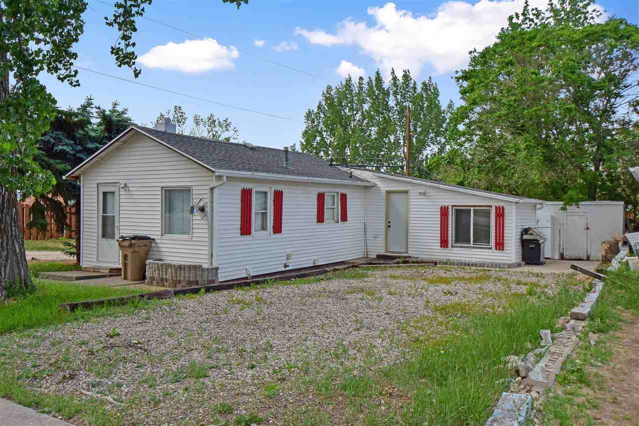 510 14th Ave - Photo 1