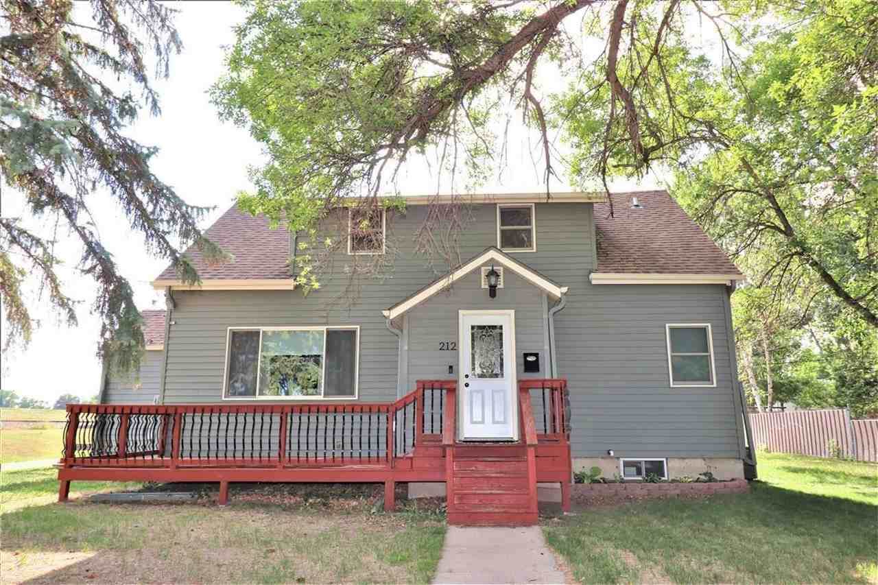 212 12th St - Photo 1