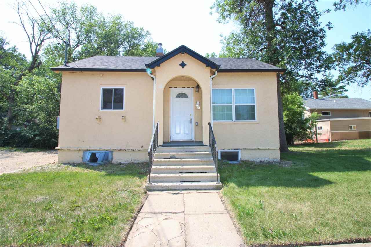 715 2nd Ave - Photo 1