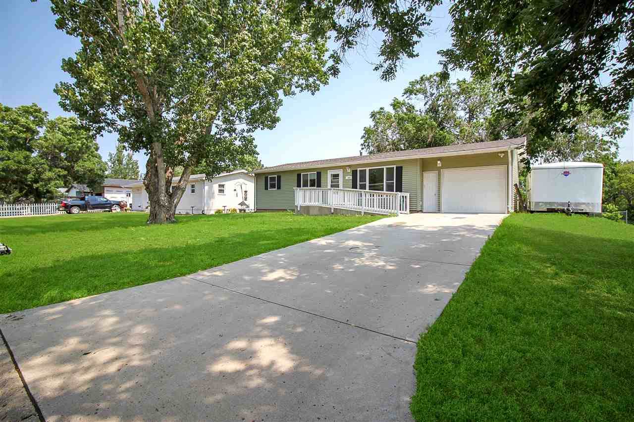 209 Davis Street - Photo 1