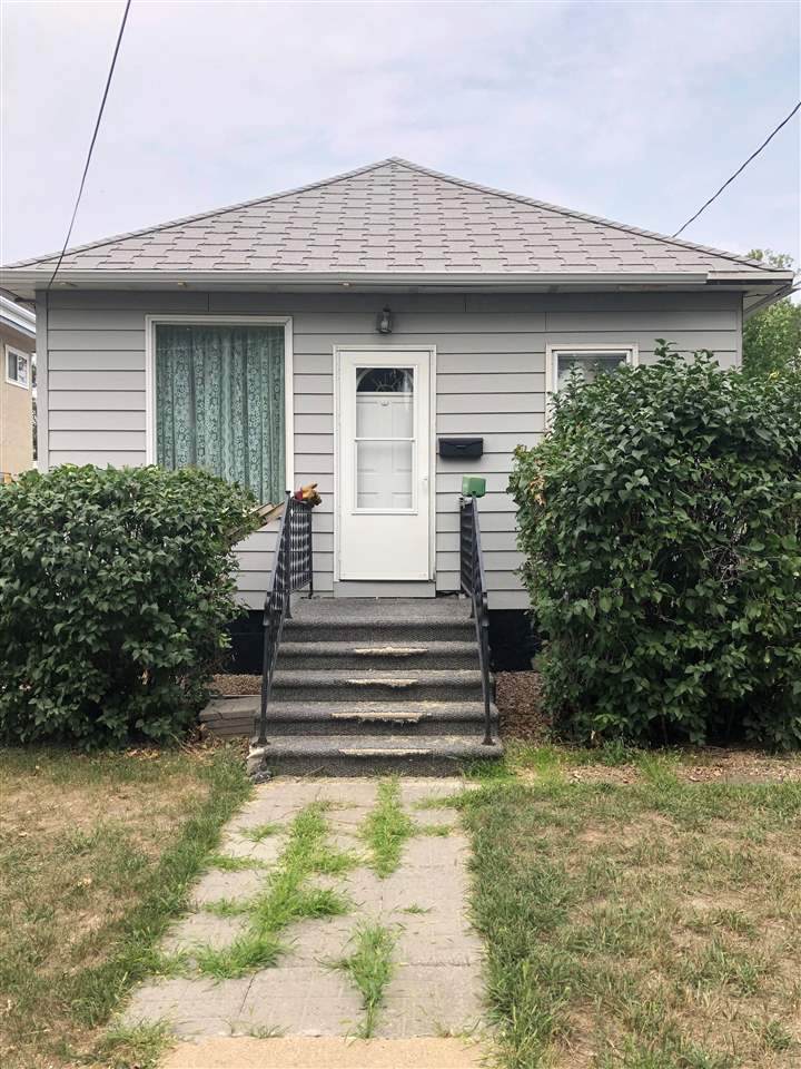 609 8th Ave - Photo 1