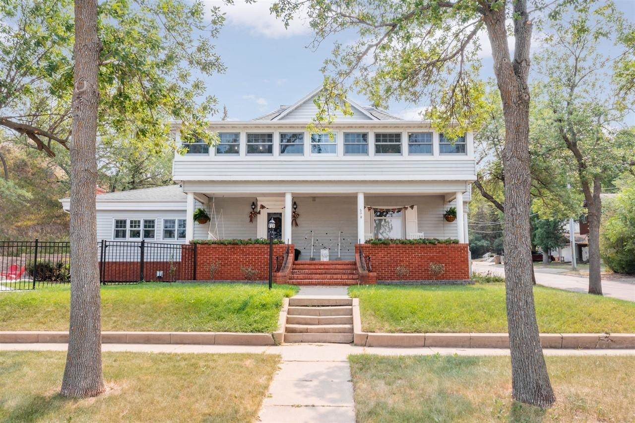 502 5th Ave - Photo 1