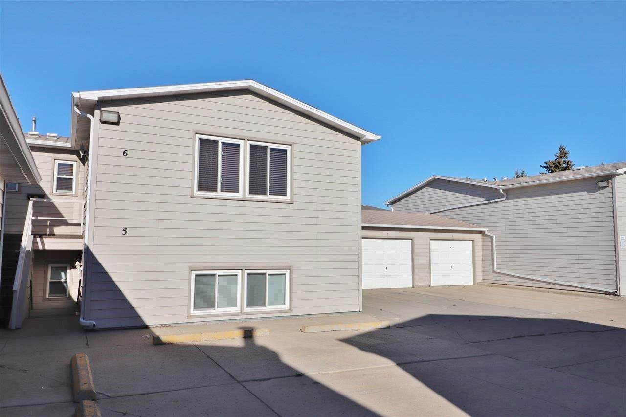 606-Twelve Oaks Cond 19th Ave, Unit 6 - Photo 1