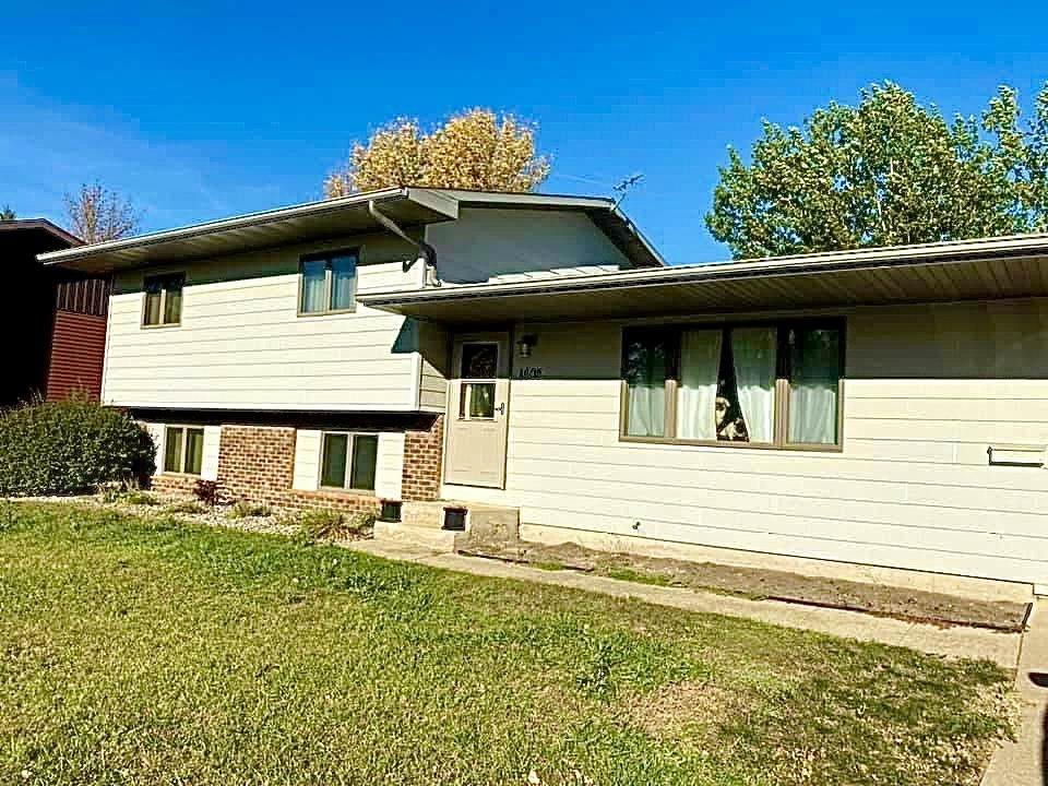 1408 Debbie Drive - Photo 1