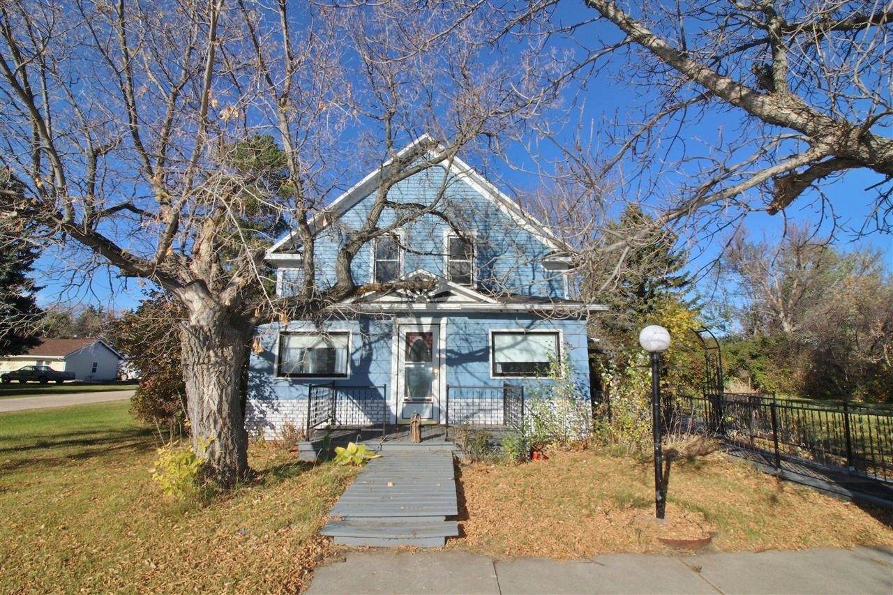208 1st Ave. - Photo 1