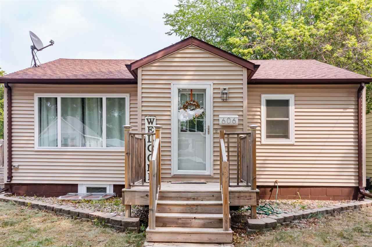 606 12th Street Nw - Photo 1
