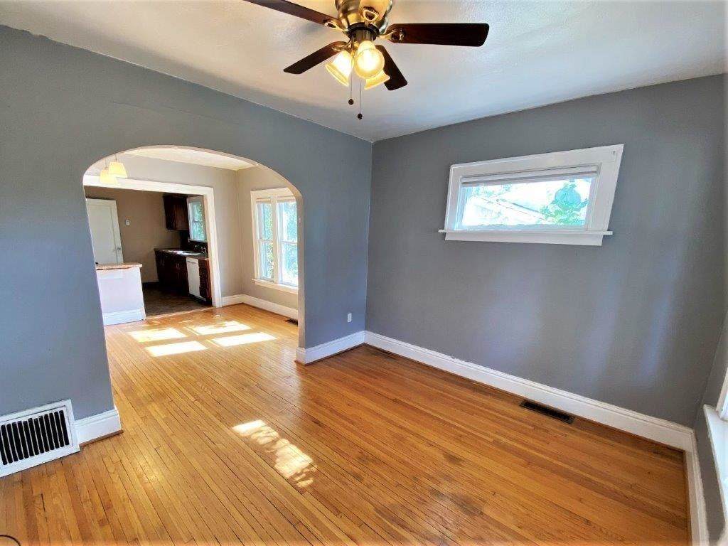1008 1st St - Photo 1