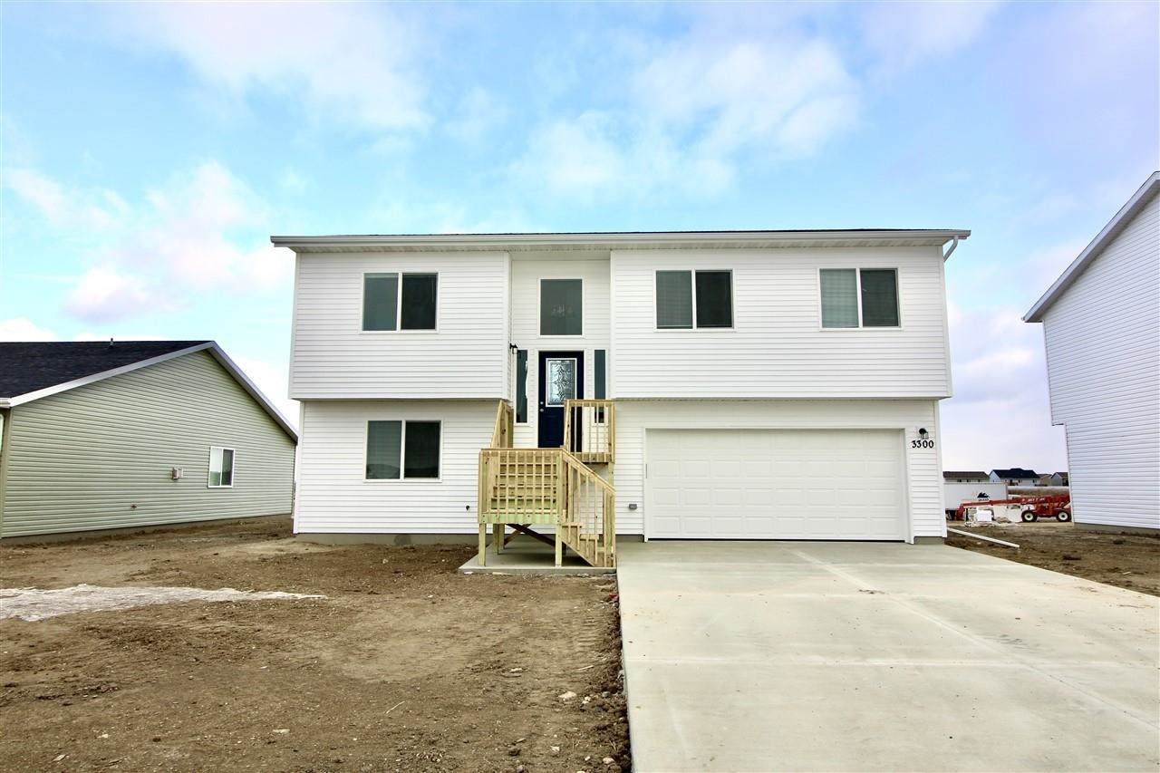 1504 4th Street - Photo 1