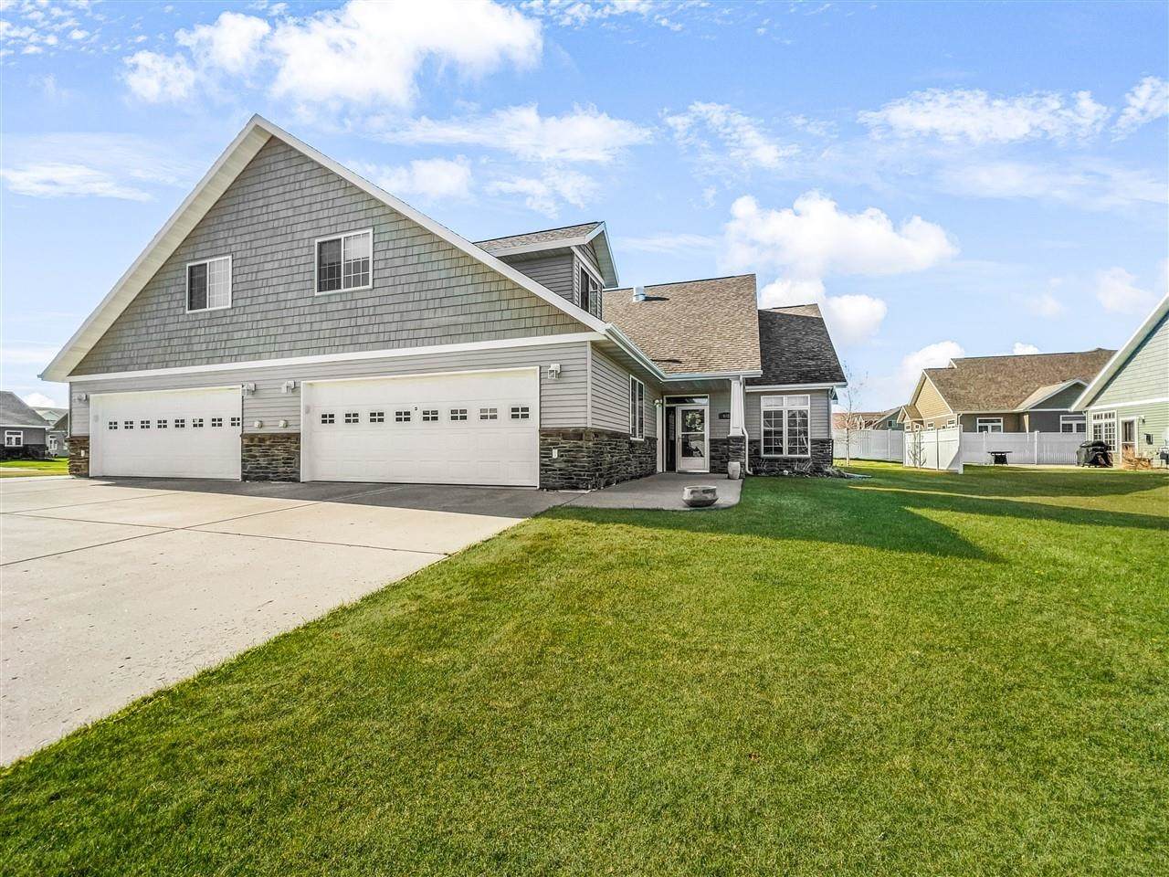 908 17th Ave. - Photo 1