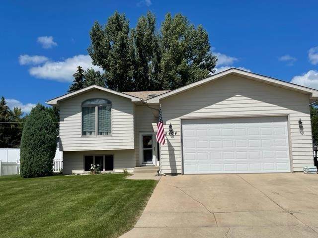 2404 Crescent Dr - Photo 1