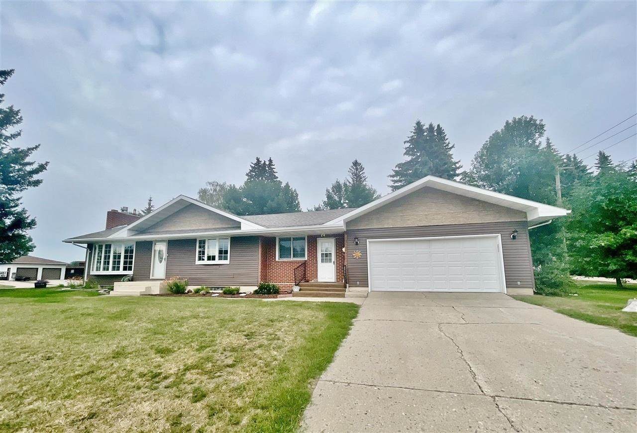 901 3rd Ave. - Photo 1