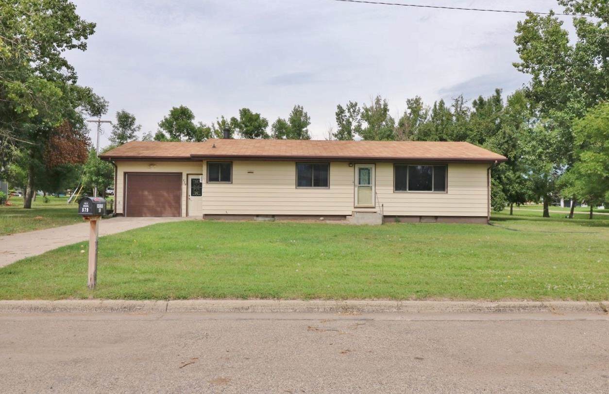 579 Huss St. - Photo 1