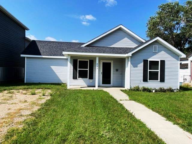 411 16th Street - Photo 1