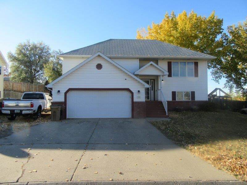1452 Cottonwood Ave - Photo 1