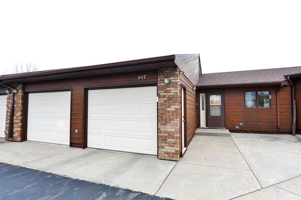 817 24th Ave - Photo 1