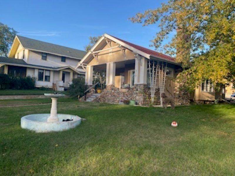 310 2nd Ave - Photo 1