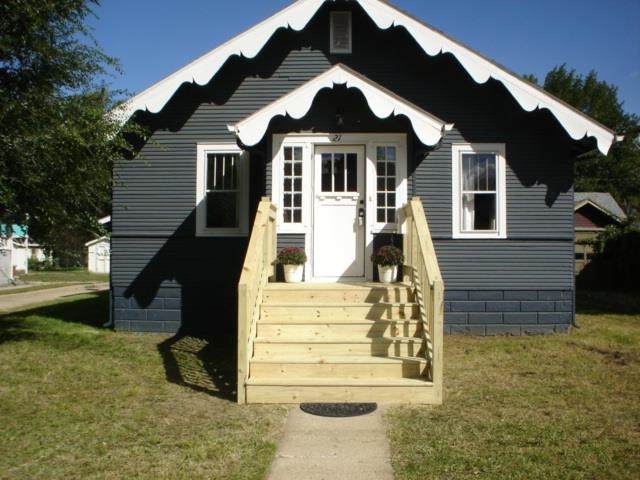 21 9th St - Photo 1
